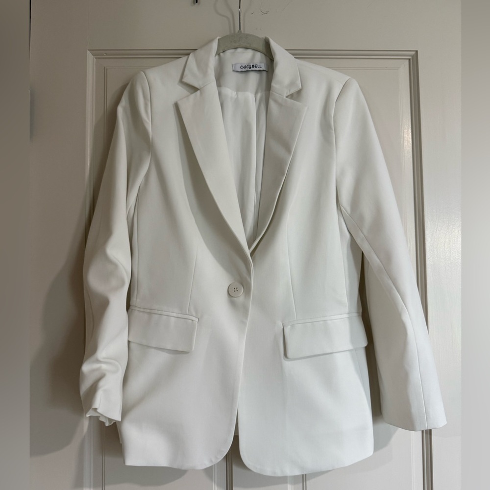 Cicy Bell white blazer size small